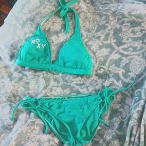 💙💚  MOVING SALE!!!  Roxy Halter Bikini